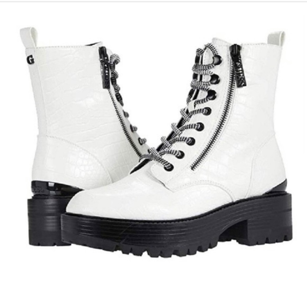 Guess Fearne White Lace Up Boots Sz- 5.5